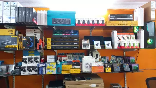 universal computers akkayyapalem in visakhapatnam - Photo No.5