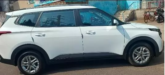 mahadev car travels jagadamba in visakhapatnam - Photo No.4