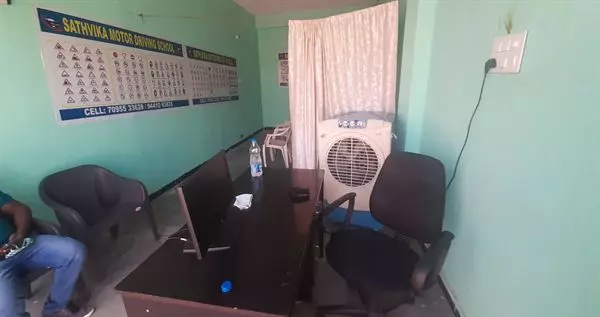 sathvika motor driving school hanamkonda in warangal - Photo No.5