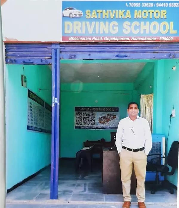 sathvika motor driving school hanamkonda in warangal - Photo No.4
