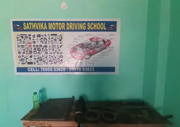 sathvika motor driving school hanamkonda in warangal - Photo No.2