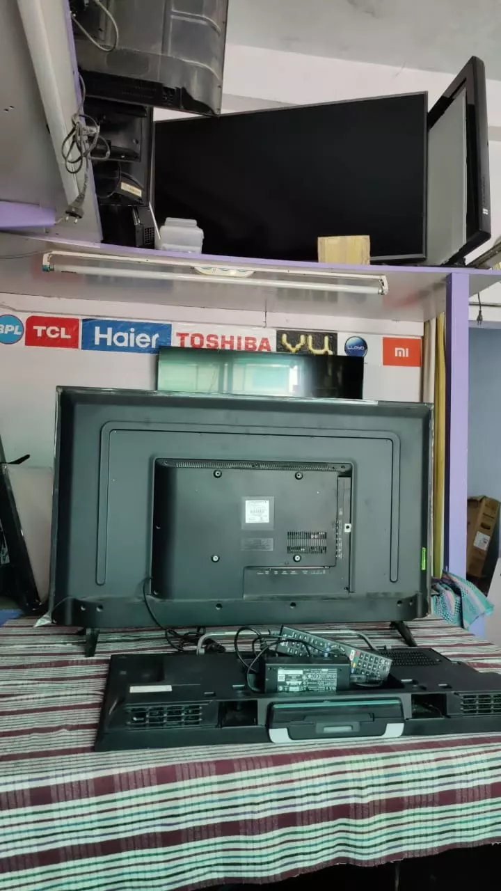 led tv repair and service lg hisense at agraharam in guntur - Photo No.13