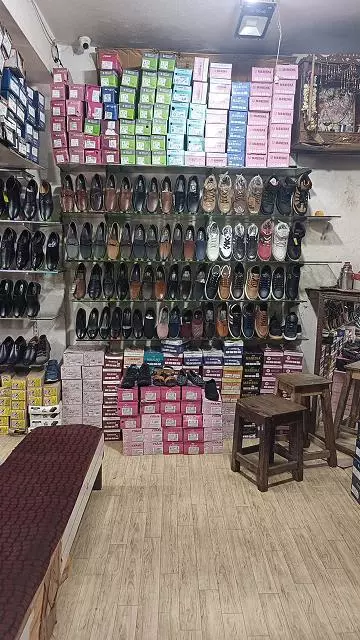 Hitech Foot Needs Gachibowli In Hyderabad - Photo No. 01