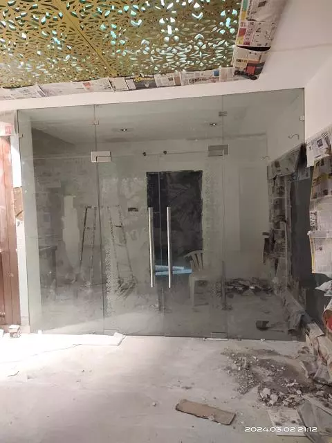 md kamran glass works siripuram colony in karimnagar - Photo No.1