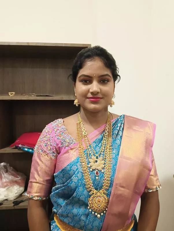 Md Haseena Beautician Haripuram In Rajahmundry - Photo No. 41