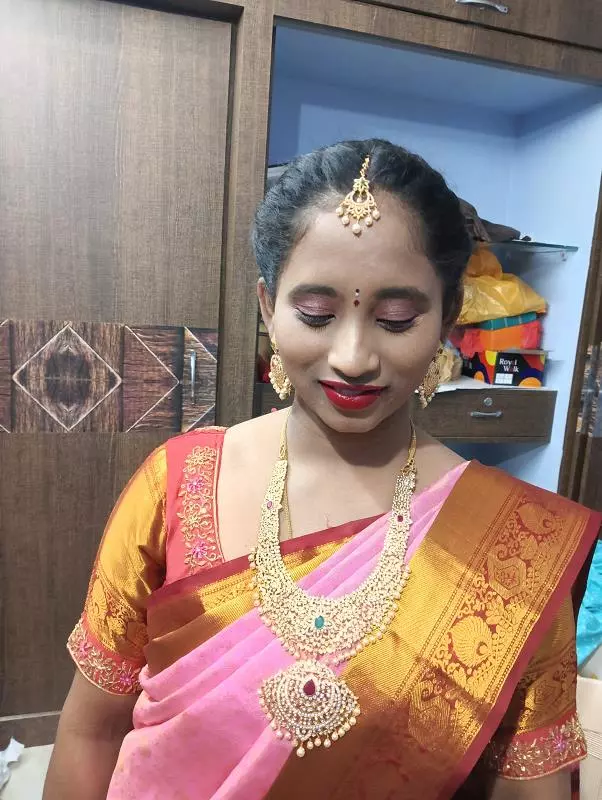 Md Haseena Beautician Haripuram In Rajahmundry - Photo No. 21