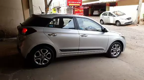 aman self drive car rentals mg road in vijayawada - Photo No.30