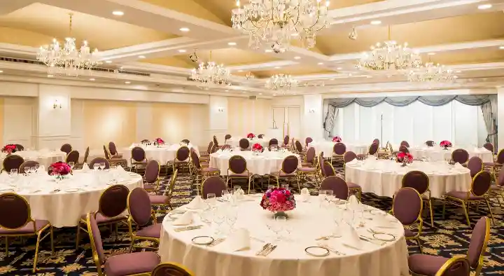 Brundavanam Function Hall in Lakshmipuram, Guntur