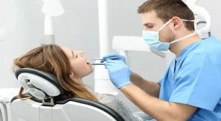 Dr Varsha Dental Clinic in Qutub Shahi Tombs