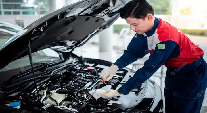 RR Automobile Car Service in Vakalapudi