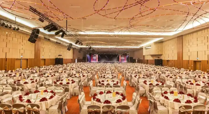 Sri Bhavani Function Hall in Srinagar, Kakinada