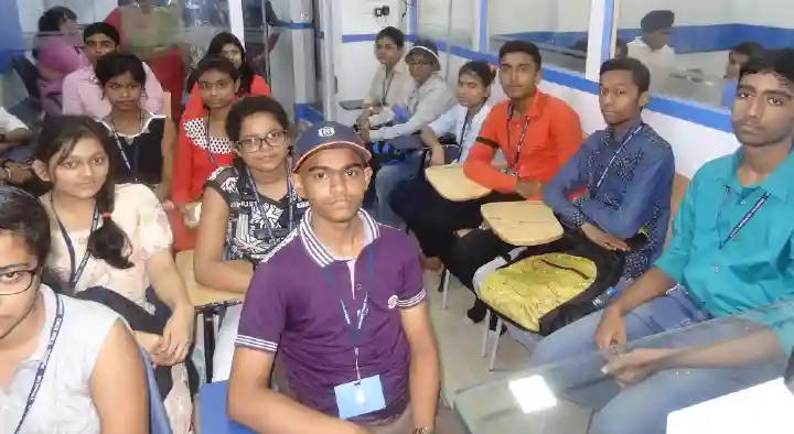 Moulis Spoken English in Srinagar