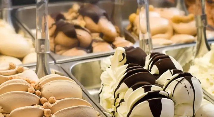 Igloo Ice Cream Parlour in Thavakkara