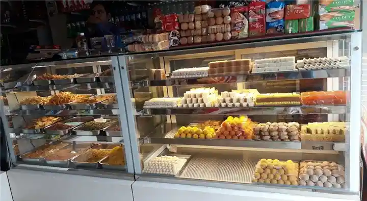 Rinsha Bakery and Sweets in Valapattanam Road