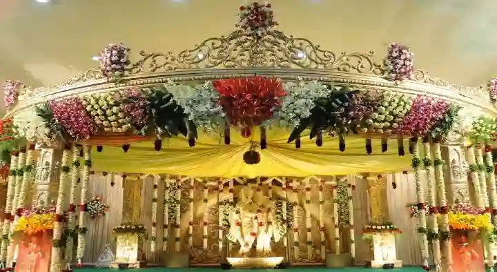 Srinu Flower Decorations in Gandhi Nagar
