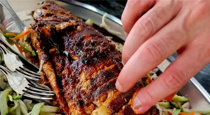 Marina Restaurant in River Road