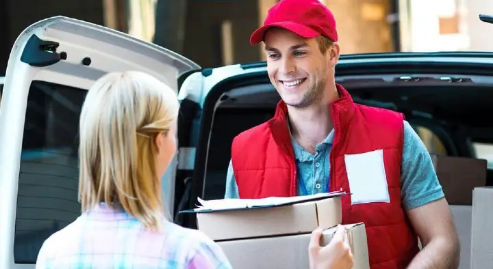 GarudaVega Courier Services in Panampilly Nagar