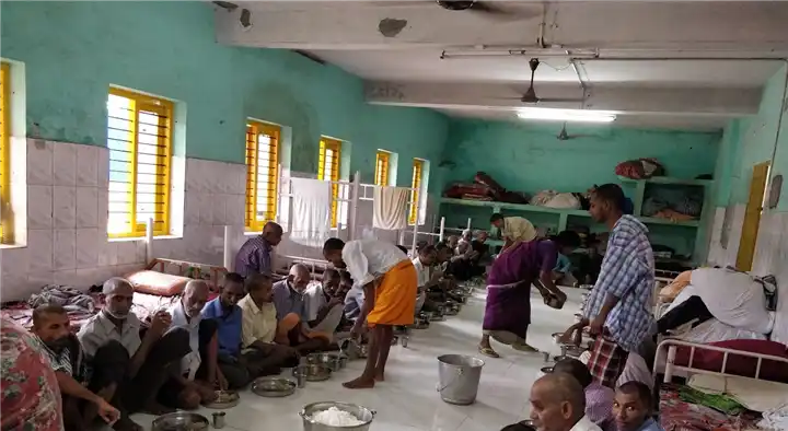 Karunyatheeram Old Age Home in Vivek Nagar