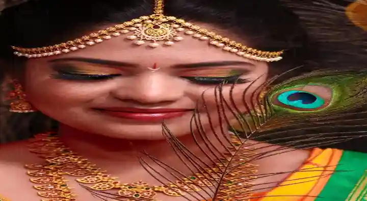 Strawberry Bridal Makeup Artist in Anna Nagar