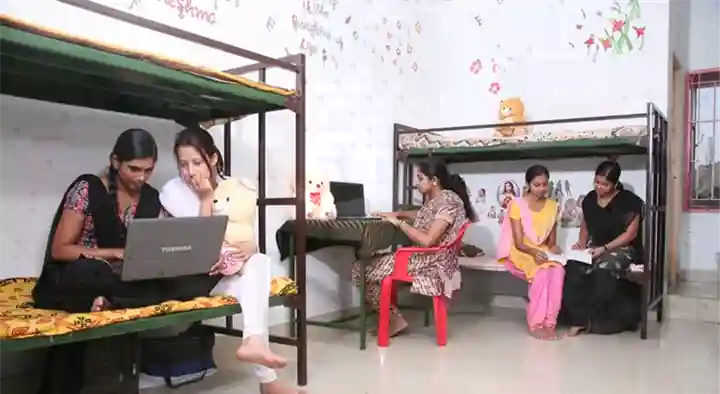 Gayatri Ladies Hostel in Reddy Colony