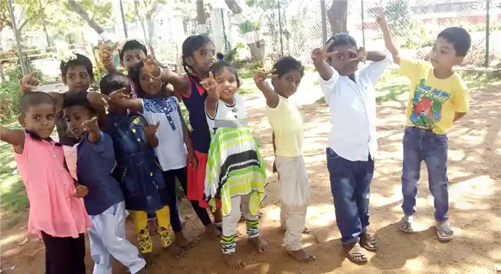 Kids Paradise Play School in Velippalayam