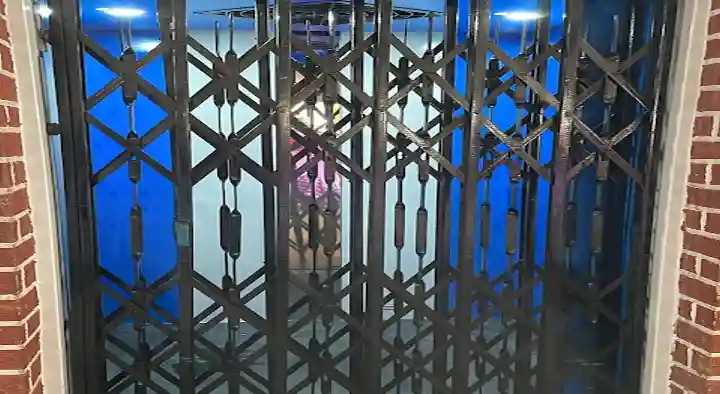 SR Professional Lift Elevators in Ram Nagar