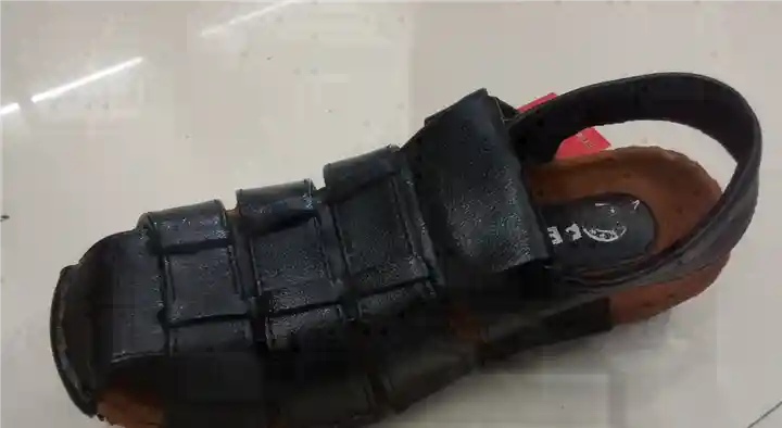 Thambu Shoe Company in Melapudur