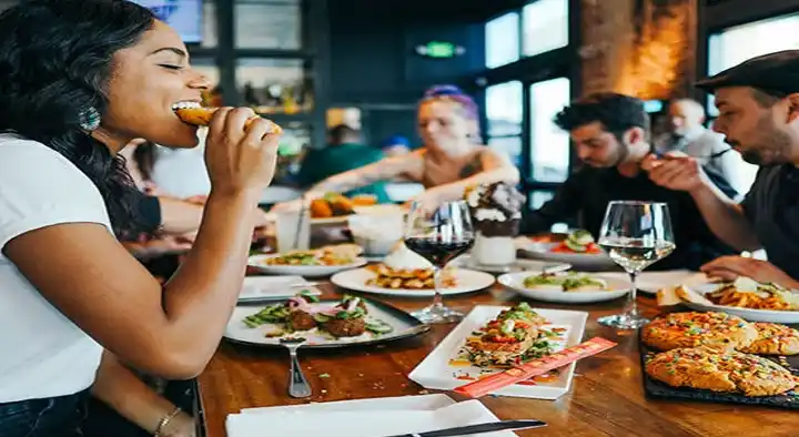 Saarangi Fine Dine Restaurant in Narayanagiri Road