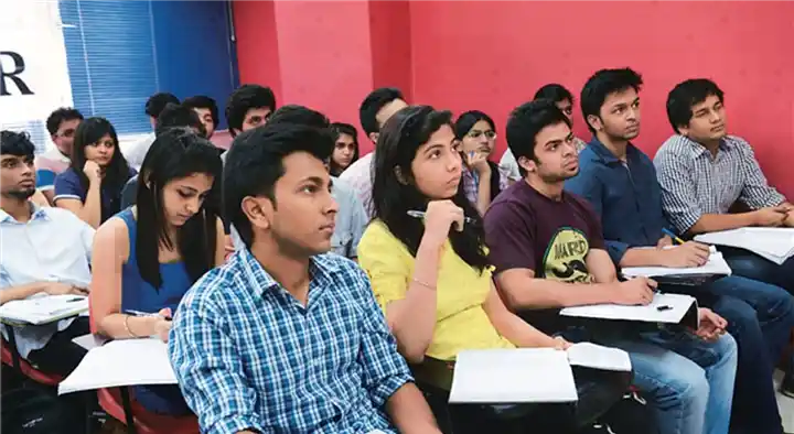 Highlight Coaching Centre in Bharathi Nagar