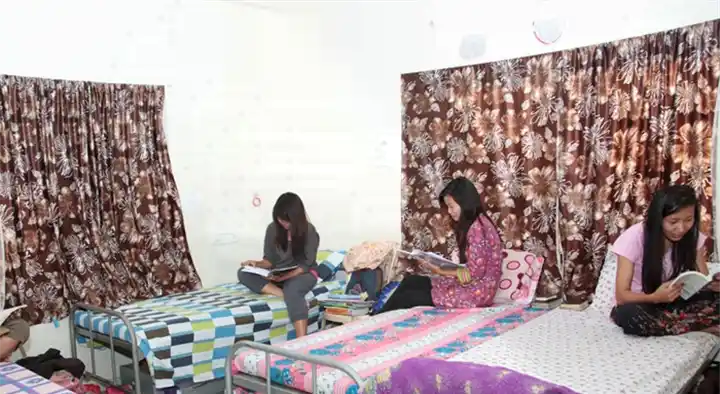 Vidhya Ladies Hostel in Kumar Nagar