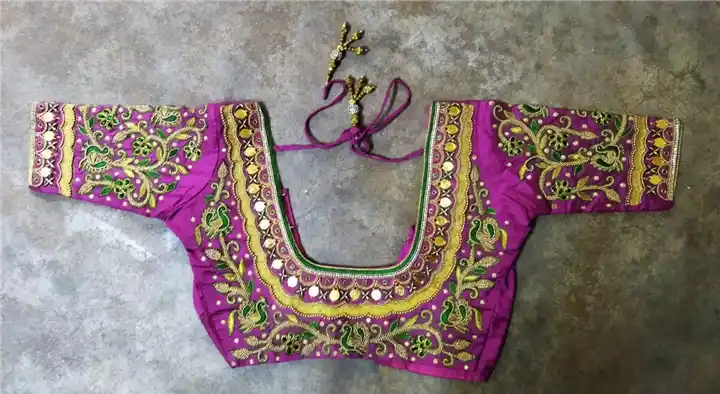 Varnamaiyil Aari Works in Dharapuram  Road