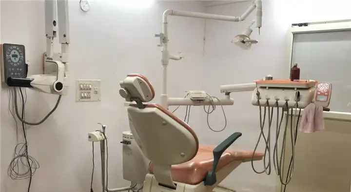 Gayatri Multi Speciality Dental Clinic in Benz Circle