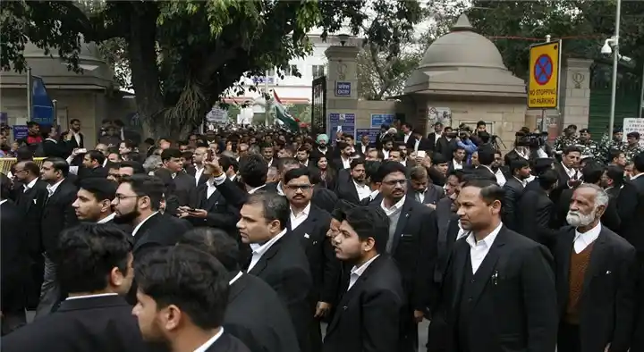 Raghu Kumar Pamathi near Governorpet in Vijayawada