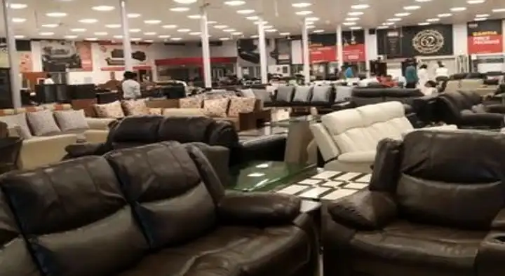 Praneetha Furniture Bomb in Shambunipet