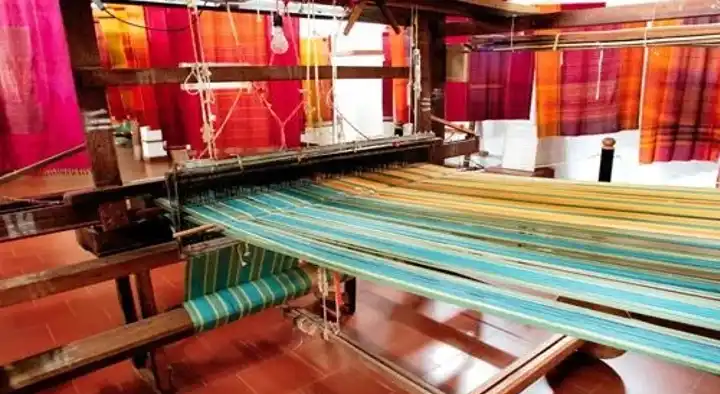 Vinayaka Sai Cloth Stores and Handlooms in Kothawada