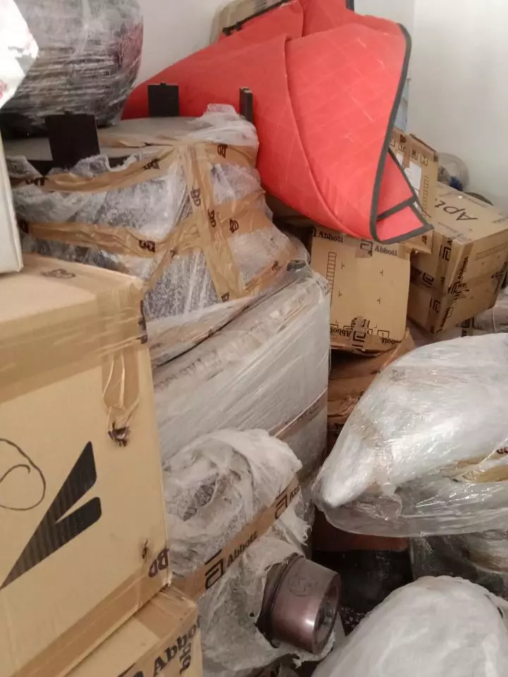 Blue Dart Logistics Packers And Movers Bus Stop Ahmedabad Gujarat - Photo No. 01