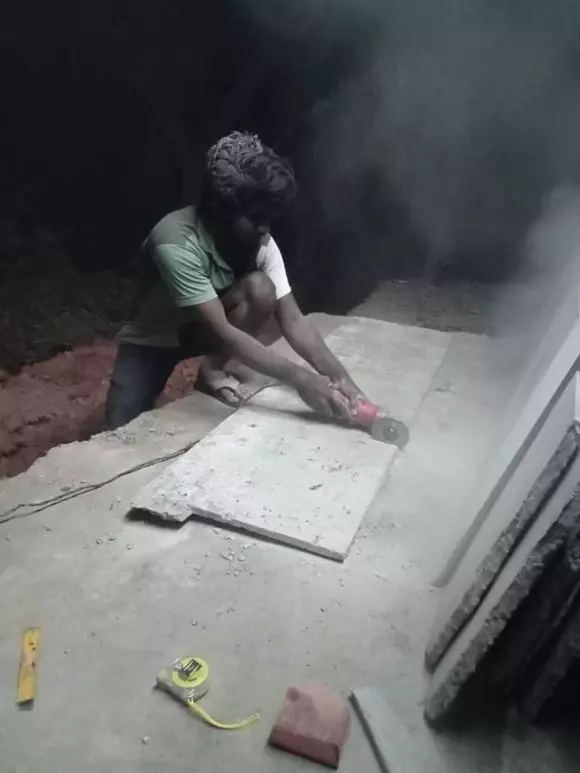 Rajesh Tails And Cement Cupboard Works Tadepalli In Guntur - Photo No. 21