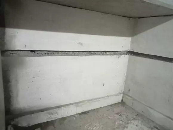 Rajesh Tails And Cement Cupboard Works Tadepalli In Guntur - Photo No. 11