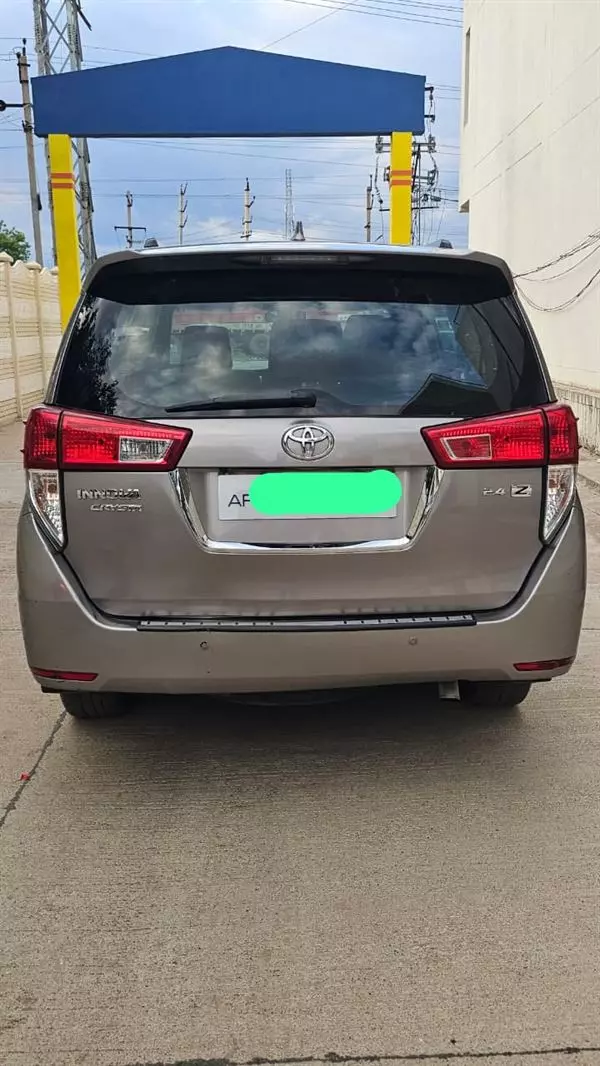 shiva shakti car travels main road in guntur - Photo No.2