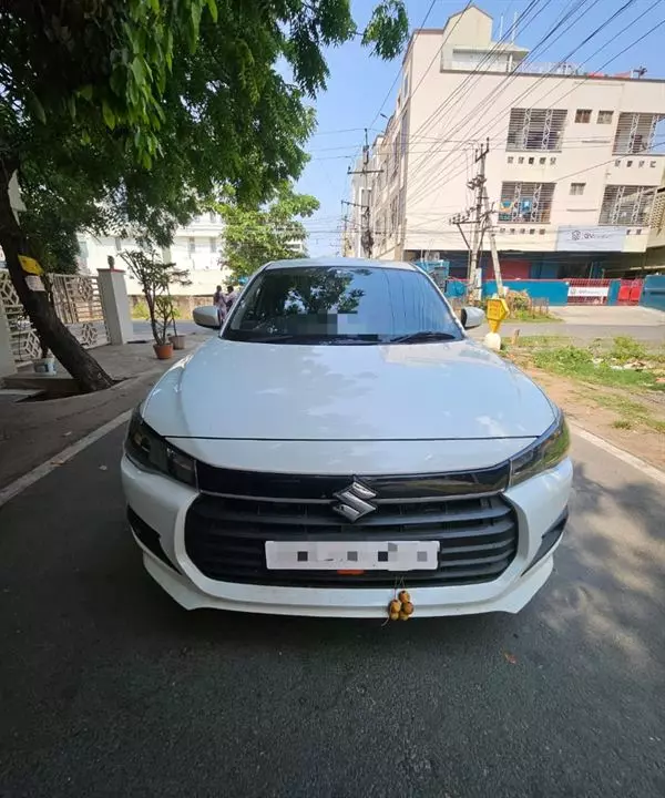 shiva shakti car travels main road in guntur - Photo No.1