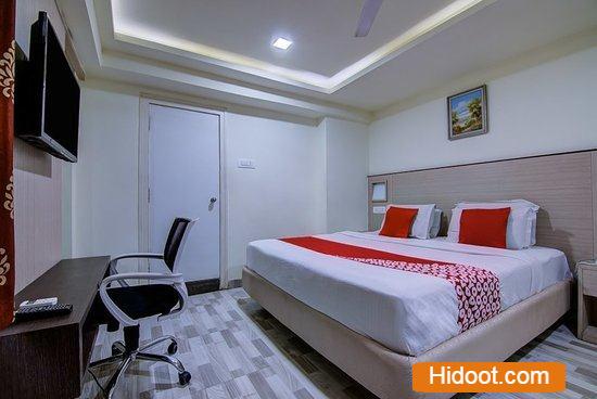 Sri Manikya Lodge Hotels Near Mangalagiri In Guntur - Photo No. 01