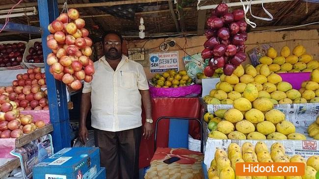 suresh fruits fruit dealers near lakshmipuram in guntur - Photo No.1
