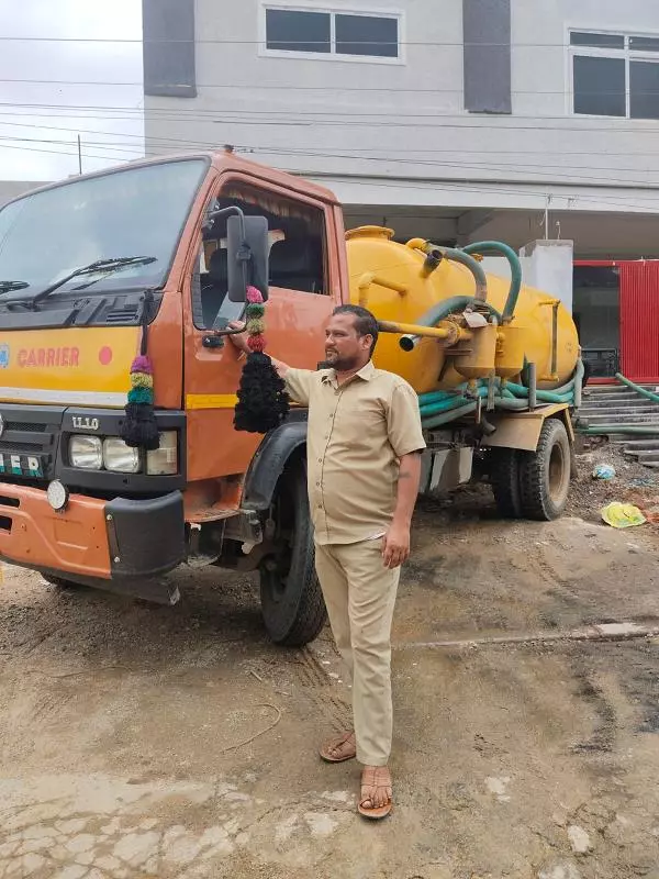 M Kishan Septic Tank Cleaners Bus Stand Road In Hyderabad - Photo No. 11
