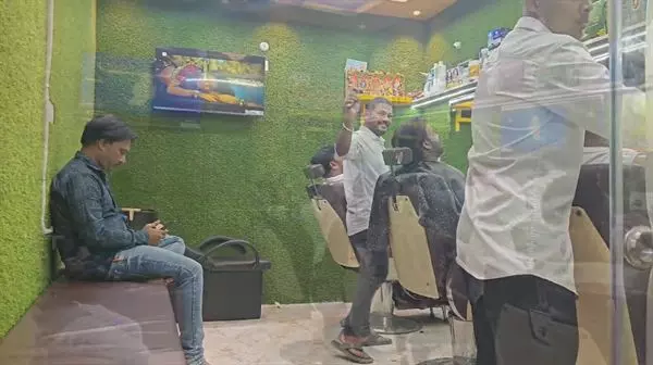 Iconic Saloon Madhapur In Hyderabad - Photo No. 31