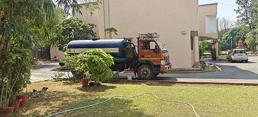 Srikanth Septic Tank Cleaning Kokapeta In Hyderabad - Photo No. 01