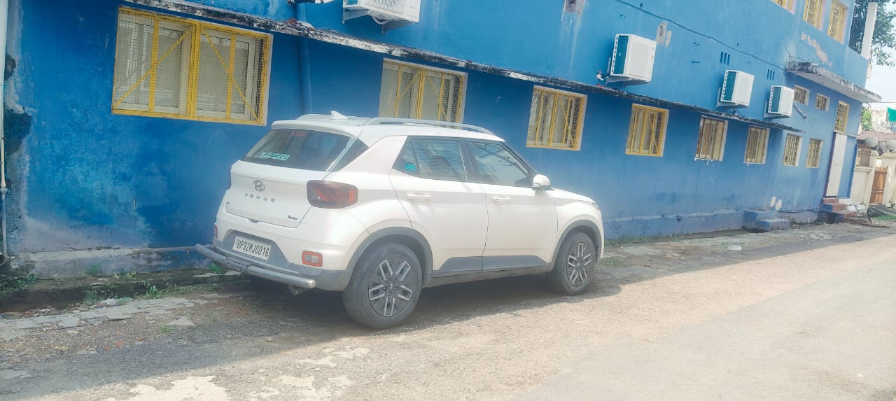 Up Top Tours And Travels Jhansi Nandanpura In Jhansi - Photo No. 11