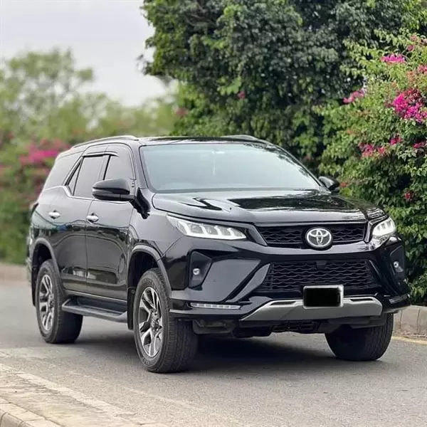 Sri Prakash Travels Bhupathi Raju Vari Street Kakinada - Photo No. 41