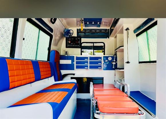 nayomi ambulance service ggh center in kakinada - Photo No.5