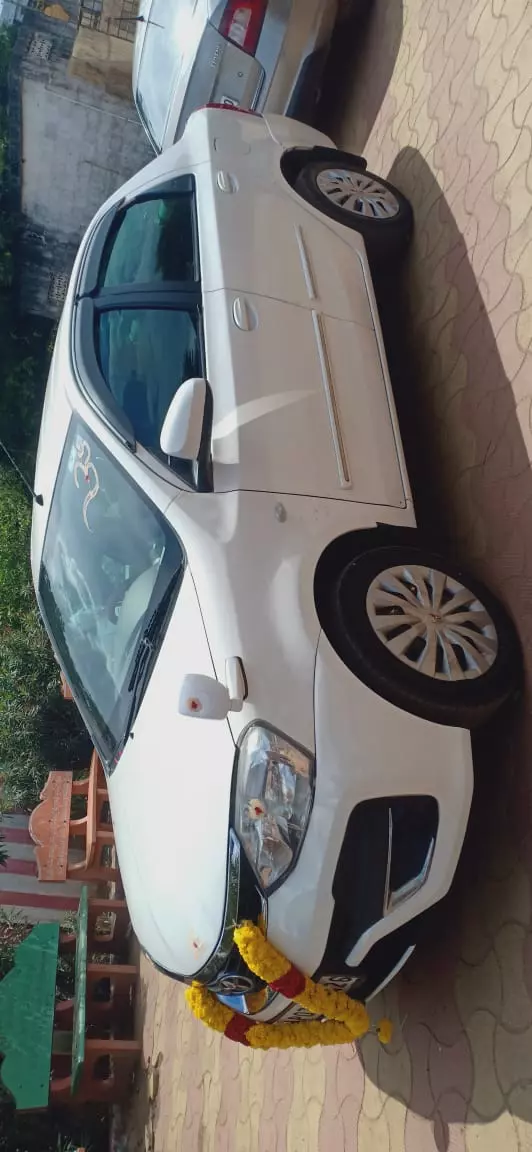 Lucky Travels Bus Stand In Kavali - Photo No. 01