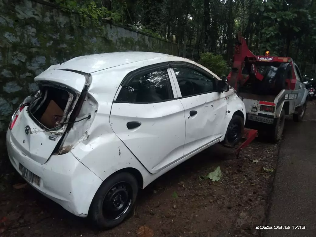 Lakshmi Crane And Recovery Erumeli In Kerala - Photo No. 21